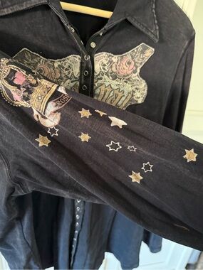 Black Graphic Button-Front Shirt with Star Sleeve Details